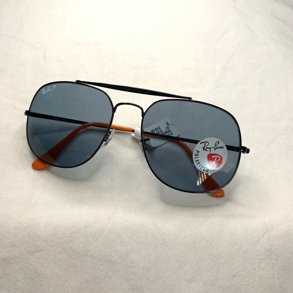 Ray-Ban Sunglasses Unisex - Picture 1 of 4